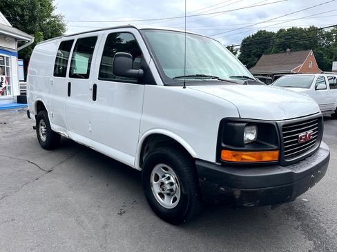 Used 2014 GMC Savana 3500 image 3