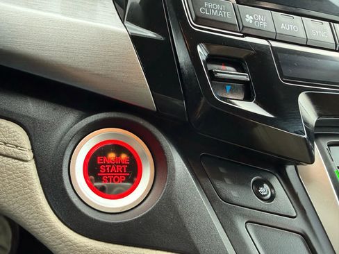 Used 2019 Honda Odyssey EX-L image 34