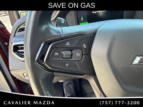 Used 2022 Chevrolet Bolt EUV Premier w/ Sun & Sound Package FWD image 15