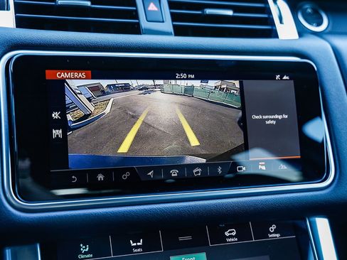 Used 2022 Land Rover Range Rover Sport HSE Silver Edition image 24