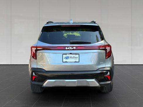 Used 2024 Kia Seltos SX AWD/4WD image 4