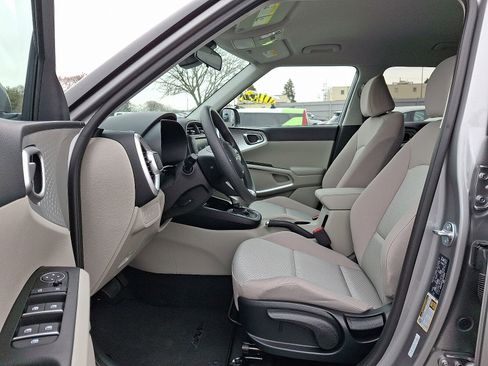 New 2025 Kia Soul LX w/ LX Technology Package image 9