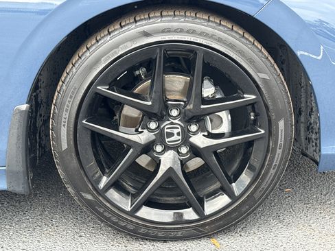 Used 2025 Honda Civic Sport image 13