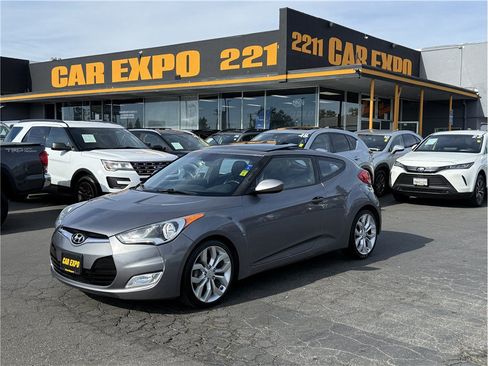 Used 2013 Hyundai Veloster w/ Style Pkg FWD image 23