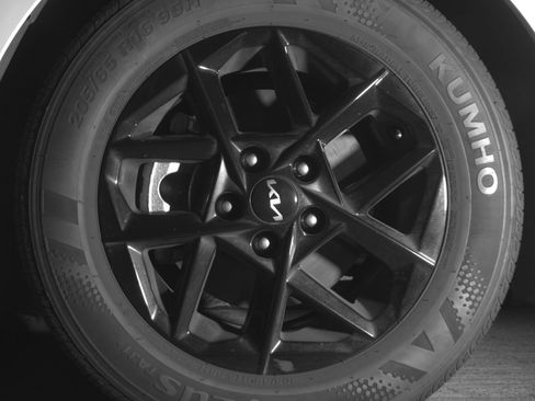 Used 2025 Kia K5 LXS image 12