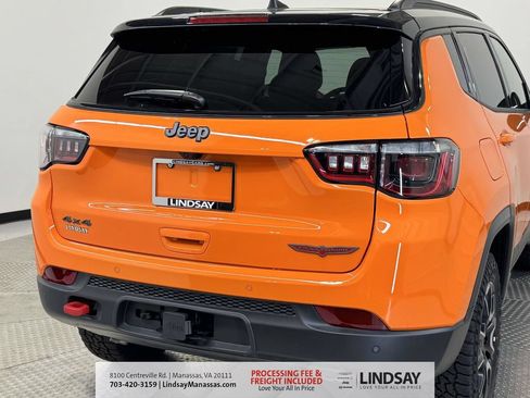New 2026 Jeep Compass Trailhawk w/ Sun, Sound & Navigation Group AWD/4WD image 8