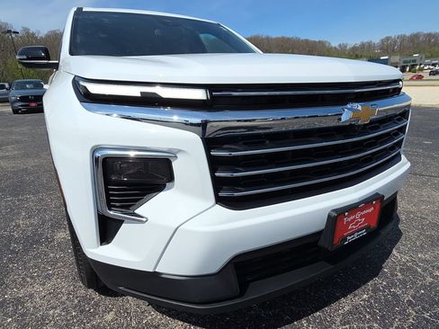 New 2026 Chevrolet Traverse LT AWD/4WD image 11