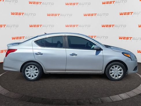 Used 2019 Nissan Versa SV FWD image 6