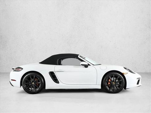 Used 2020 Porsche 718 Boxster image 4
