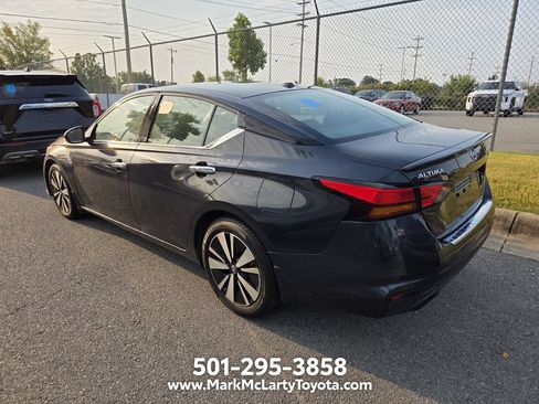Used 2022 Nissan Altima 2.5 SL FWD image 7