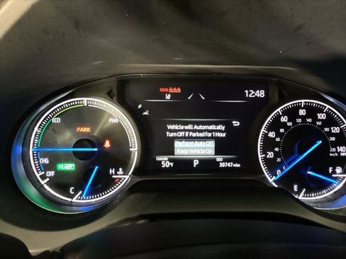 Certified 2024 Toyota Venza LE image 11