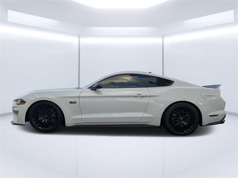 Used 2022 Ford Mustang GT Premium w/ Equipment Group 401A image 6