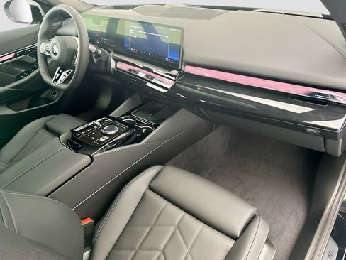 New 2027 BMW 530i RWD image 16