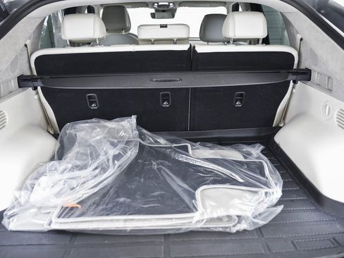 Used 2023 Genesis GV60 Performance image 13