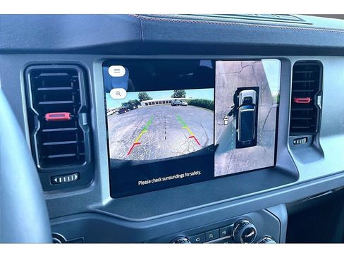 Used 2025 Ford Bronco Raptor AWD/4WD image 23
