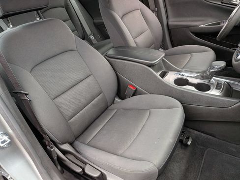 Used 2025 Chevrolet Malibu LT FWD image 26