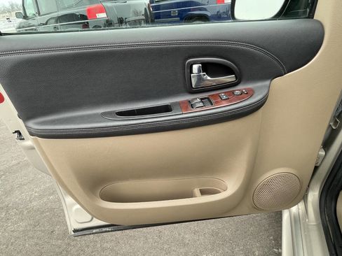 Used 2008 Chevrolet Uplander w/ Climate Package image 16