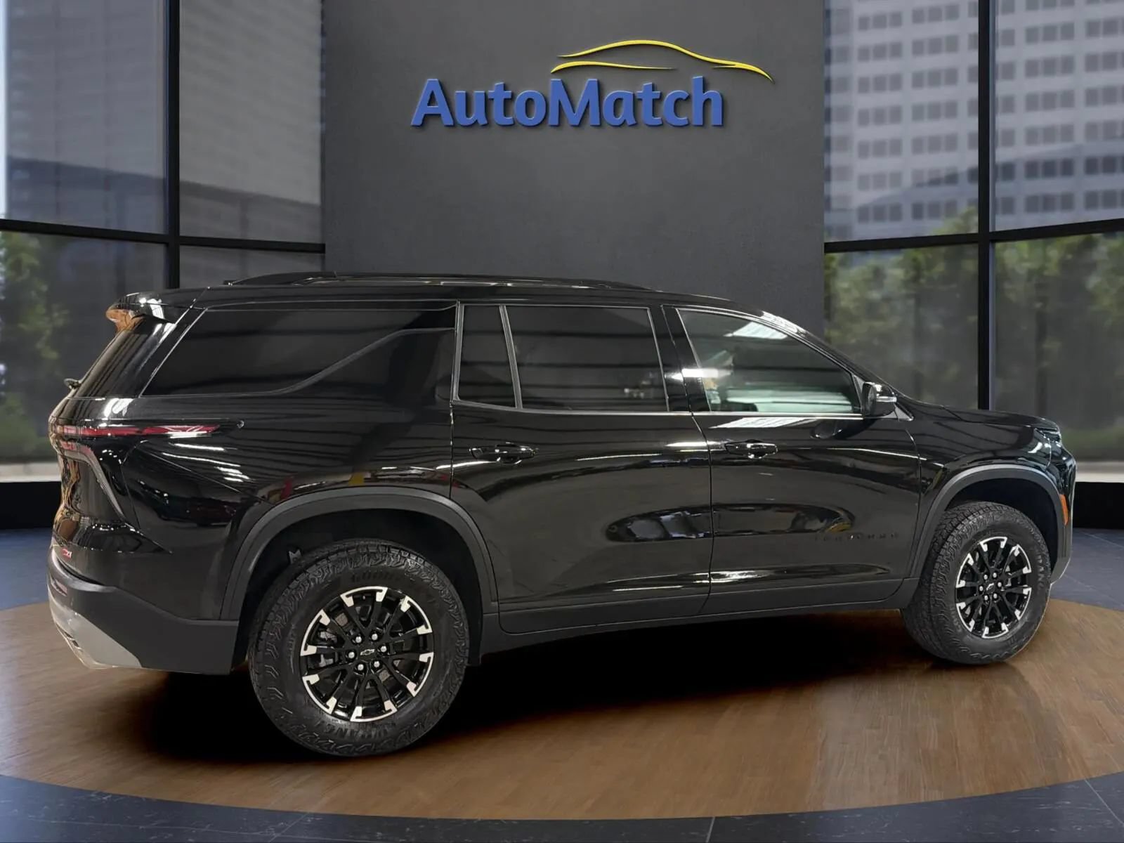 Used 2025 Chevrolet Traverse Z71 w/ Driver Confidence Package AWD/4WD image 12