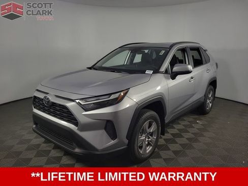 Used 2025 Toyota RAV4 XLE image 3