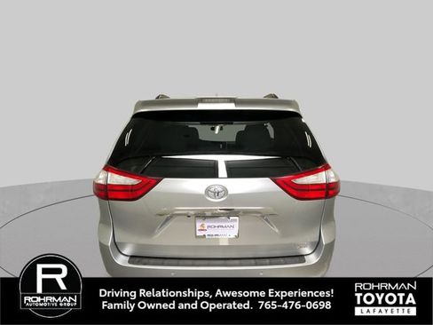 Used 2019 Toyota Sienna Limited Premium AWD/4WD image 5