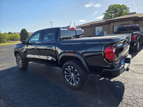 Used 2024 GMC Canyon Denali AWD/4WD image 5