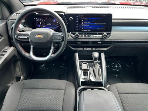 Used 2025 Chevrolet Colorado LT RWD image 15