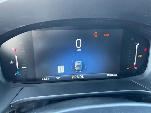 Used 2025 Ford Escape SE image 17