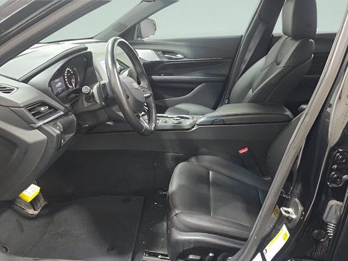 Used 2022 Cadillac CT4 Premium Luxury RWD image 7