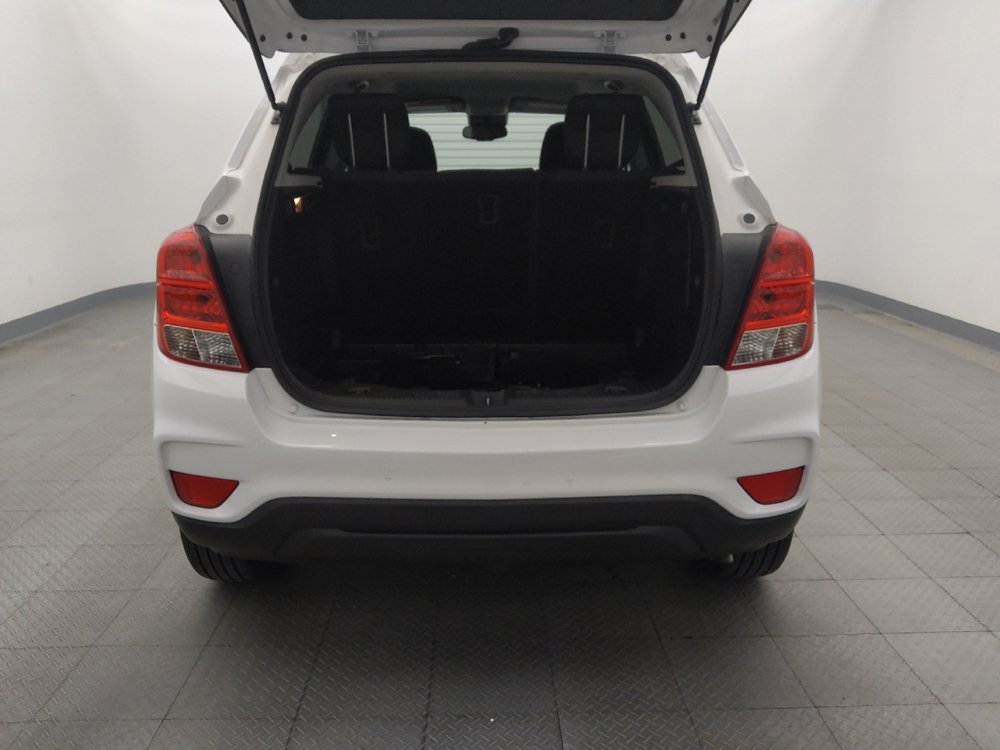 Used 2020 Chevrolet Trax LS w/ Tint and Cruise Package FWD image 29