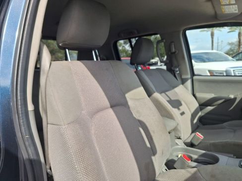 Certified 2021 Nissan Frontier SV image 27