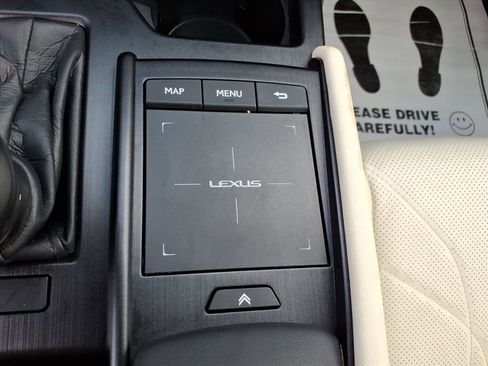 Used 2022 Lexus ES 350 Ultra Luxury w/ Accessory Package 2 image 20