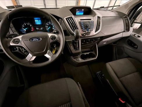 Used 2018 Ford Transit 350 XLT image 5