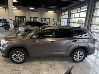 Used 2015 Toyota Highlander XLE