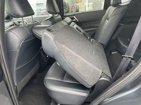 Used 2024 Mitsubishi Outlander SEL image 30