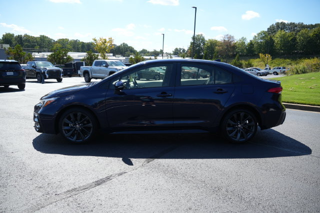 Used 2025 Toyota Corolla SE FWD image 4