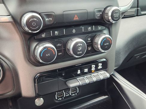 Used 2020 RAM 1500 Laramie w/ Sport Appearance Package image 10