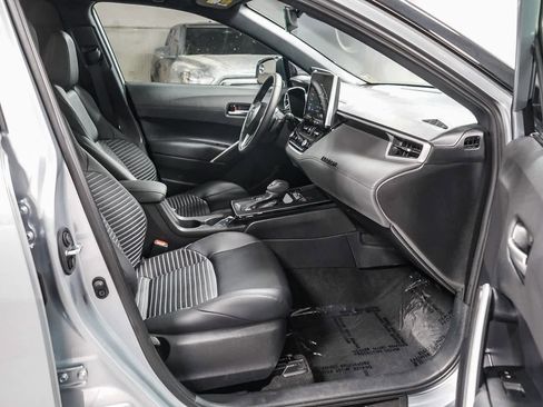 Certified 2026 Toyota Corolla Cross XSE w/ Convenience Package image 18