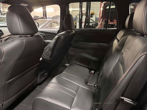 Used 2023 Honda Passport TrailSport image 19