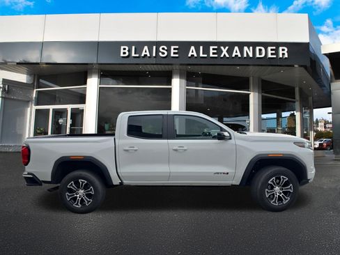 Used 2023 GMC Canyon AT4 w/ Canyon Safety Plus Package AWD/4WD image 2