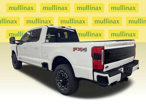 New 2026 Ford F350 Platinum w/ FX4 Off-Road Package AWD/4WD image 9