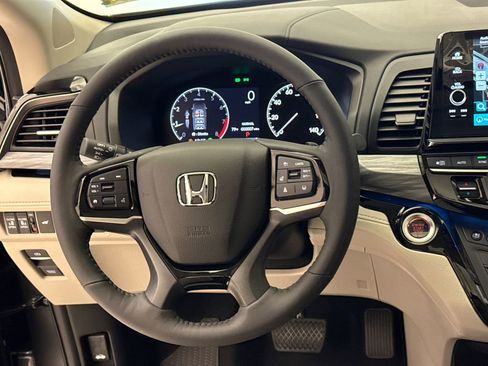 New 2026 Honda Odyssey Elite image 15