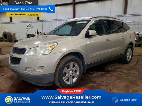 Used 2011 Chevrolet Traverse LT image 1