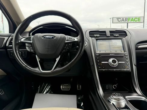 Used 2017 Ford Fusion Titanium FWD image 26