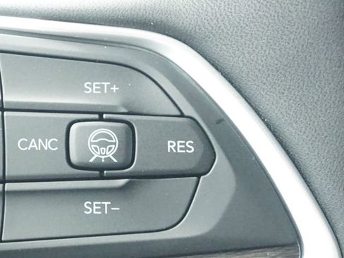 New 2026 Jeep Grand Cherokee Limited AWD/4WD image 35
