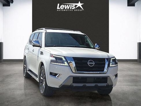 Used 2023 Nissan Armada Platinum w/ Captain's Chairs Package AWD/4WD image 6