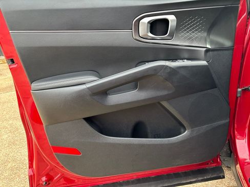 Used 2023 Kia Sorento EX image 11