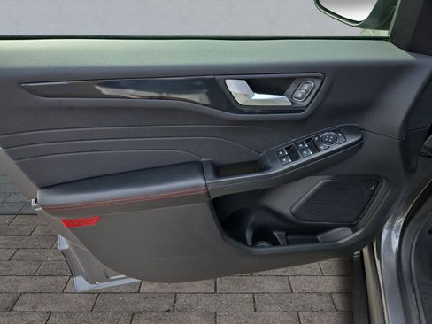 Certified 2023 Ford Escape ST-Line w/ Tech Pack #1 image 10