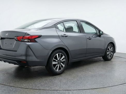 Used 2025 Nissan Versa SV FWD image 9