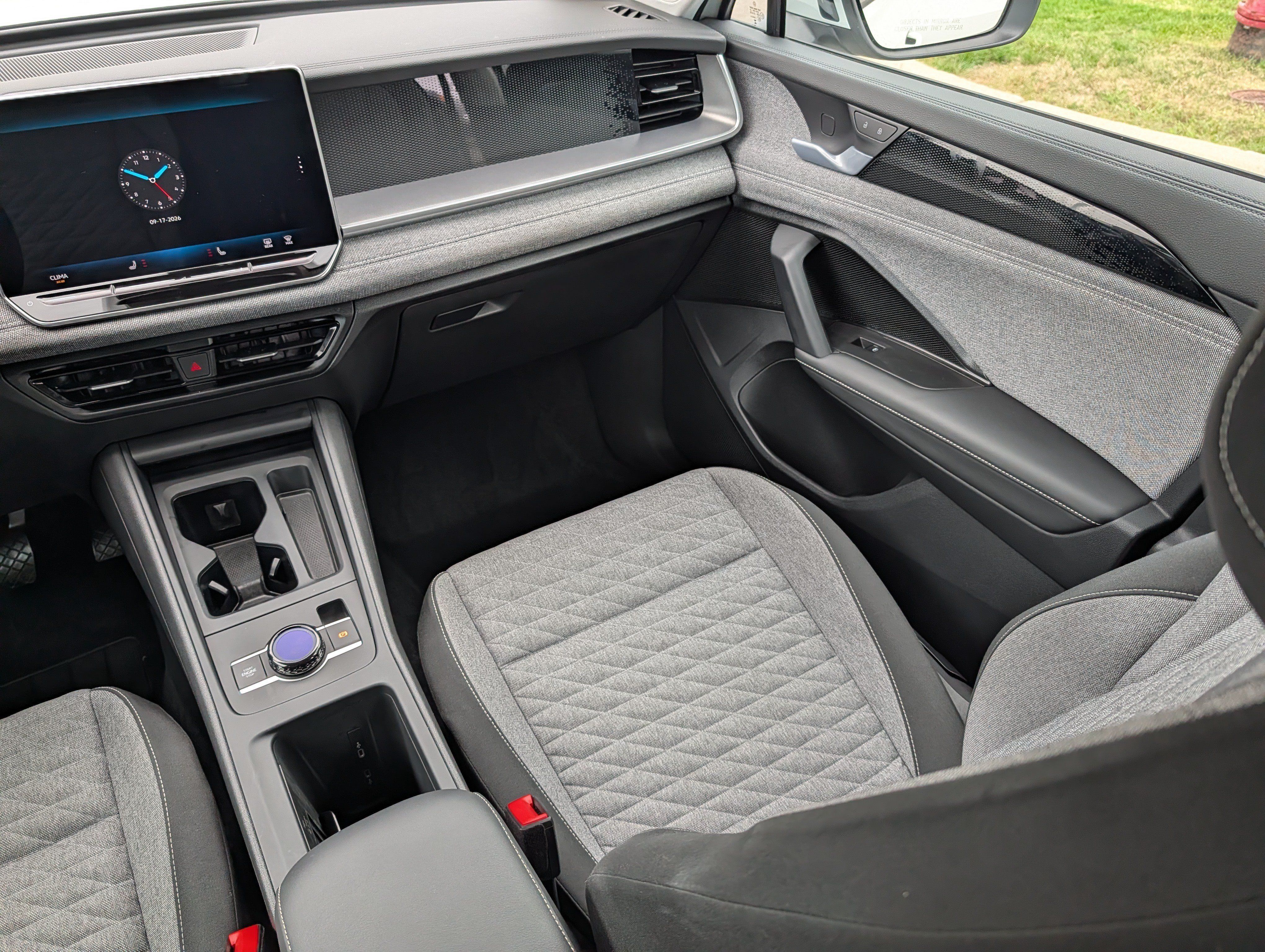 Certified 2026 Volkswagen Tiguan S AWD/4WD image 11