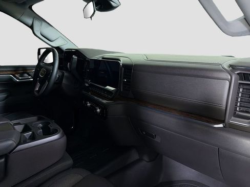 Used 2024 GMC Sierra 1500 Elevation image 30